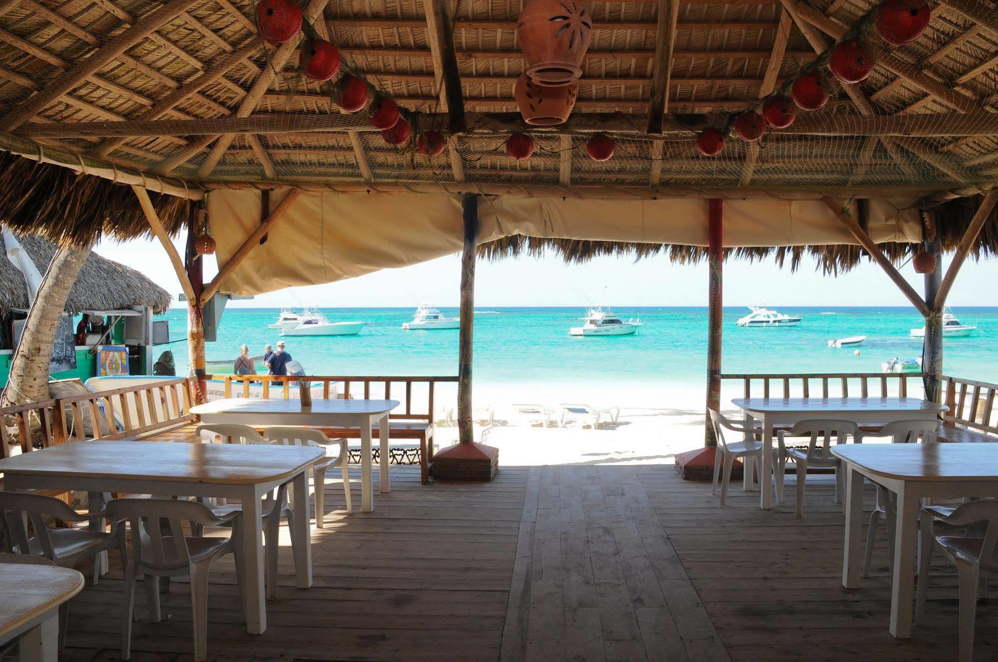 Hotel Cortecito Inn Bavaro Пунта-Кана Экстерьер фото
